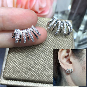 Orecchino a polsino curvo semplice da donna, alla moda, per uso quotidiano, accessori per l'orecchio - Product Image 1