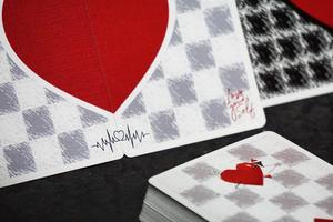 Cartes <span class=keywords><strong>de</strong></span> poker Heart personnalisables, coins arrondis, qualité supérieure, <span class=keywords><strong>jeu</strong></span> <span class=keywords><strong>de</strong></span> cartes pour magiciens, jeux <span class=keywords><strong>de</strong></span> société, cadeau haut <span class=keywords><strong>de</strong></span> gamme, noir - Product Image 6