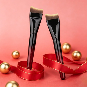 <b>Foundation</b> Brush Flat Head Curved Design Synthetic Bristles Wooden Handle For Even Application Makeup Tool - Product Image 1