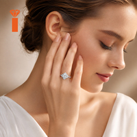 Bague de Fiançailles et d'Anniversaire en Argent Sterling 925 KuangFeng avec Moissanite Ronde de 1,262 Carats, Motif Fleur à Quatre Feuilles et Halo Pavé
