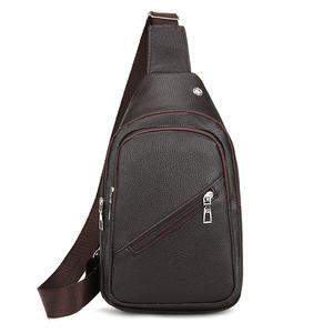 Sac de poitrine pour homme LJD201 en cuir PU, grande capacité, résistant à l'usure, couleur unie marron noir, sac bandoulière pour tenues de tous les jours - Product Image 1
