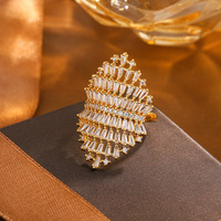 Leicht kombinierbarer, trendiger, schlangenförmiger Zirkon-Ring als Hochzeitsgeschenk, schlichter, eleganter Damen-Schmuck im Instagram-Stil, Öffnungsring aus Kupfer