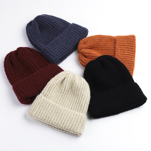 Bonnet en tricot chaud d'hiver personnalisé en stock pour adultes unisexe, utilisation quotidienne en extérieur, bonnets en tricot - Product Image 4