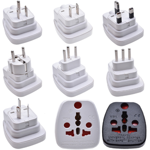 Adaptateur universel pour l'Afrique du Sud, compatible avec les prises américaines, britanniques, européennes, suisses et italiennes <span class=keywords><strong>WSA</strong></span> avec une porte de sécurité - Product Image 1