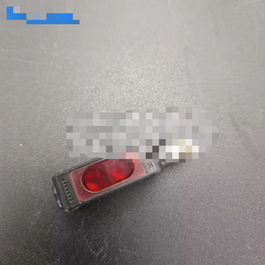 Mới và độc đáo E3Z-R86 kho trong kho PLC lập trình điều khiển - Product Image 2