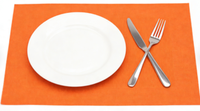 Napperon rectangulaire en PVC tissé, couleur unie, imprimé à chaud, écologique, classique et personnalisé pour la décoration de restaurants et d'hôtels