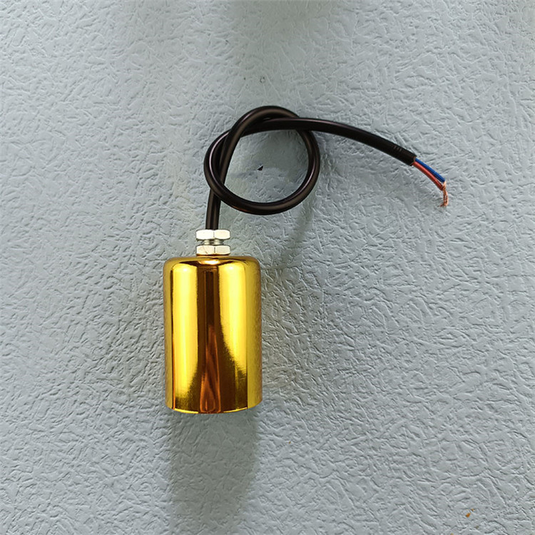 01 Gold