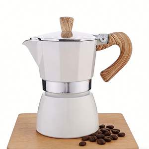 Cafetière Expresso Classique Italienne Portable en Aluminium pour Plaque de Cuisson, 3 tasses (5 oz) et 6 tasses (10 oz) - Product Image 1