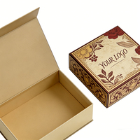 Boîte cadeau rigide en carton magnétique de luxe personnalisée avec insert en EVA |   Emballages écologiques en matériaux recyclés pour vêtements, chaussures et chaussettes