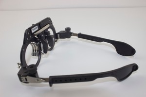 Montura de Lentes Oftálmicas de Alta Calidad al por Mayor, Fabricada con Material de Titanio, para Pruebas Oculares y Optometría - Product Image 3