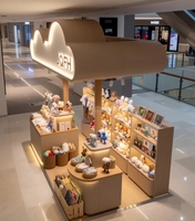 Comptoir d'exposition de jouets pour enfants dans un centre commercial, kiosque à jouets pour enfants