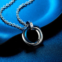 Collier avec pendentif rond en acier titane G237, accessoires, anneaux triples entrelacés argentés et noirs, pendentifs pour hommes, collier de bijoux