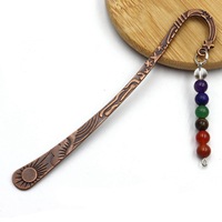 Marque-page en métal vintage, cuivre antique, fait main, avec perles rondes en cristal de guérison 7 chakras et pendentif plume en pierre précieuse