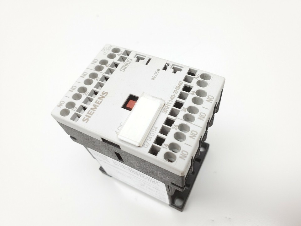 PLC 10AMP <strong>CONTACTOR</strong> 3RH1140-2HB40