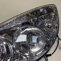 Lampu Kombinasi Depan Kanan Berkualitas Tinggi Original SCA NIA Bus 24V 70W untuk Bus Higer