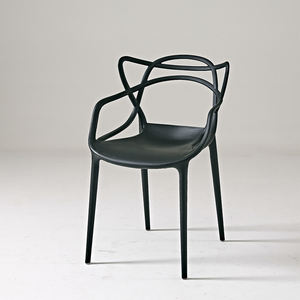 Ghế ăn xếp chồng thương mại với lưng tựa hình mèo, cấu trúc liền khối dành cho nhà hàng, khách sạn, quán ăn, ghế khách - Product Image 3