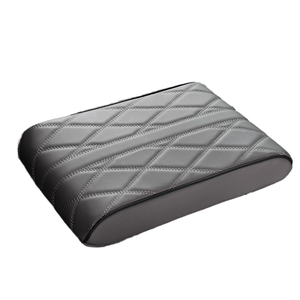 Cuscinetto Protettivo in Pelle per Bracciolo Anteriore Auto, Scatola Portaoggetti, Poggiagomito, Accessori Interni Sportivi - Product Image 1