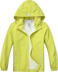 Veste de pluie imperméable BKD pour garçons et filles, doublure douce, coupe-vent pour enfants, manteau à capuche, facile à plier, veste légère à fermeture éclair réfléchissante - Product Image 3
