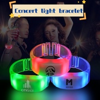 Bracelet lumineux en plastique FineGreen FG-BR avec télécommande, 4 LED, contrôle DMX, thème romantique doux pour le sport et les jeux