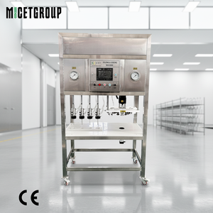 Machine de remplissage et de scellage de canettes de bière semi-automatique à commande PLC, avec moteur haute puissance et boîte de vitesses robuste, pour la mise en conserve de bière artisanale - Product Image 1