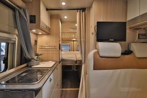 Autocaravana Económica, Camper, 2017, Burstner City Car C 640, de Lujo, Usada para Acampar, Euro 5, 4-6 Personas, Blanca - Product Image 2