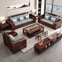 Ensemble de salle à manger et de salon en bois massif de luxe à double usage personnalisable Ujin, canapé artisanal, table basse combinée, traditionnel