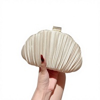 Pochette de soirée élégante en satin pour femme, sac à bandoulière ovale avec chaîne, idéal pour mariage, fête, bal de promo, dîner
