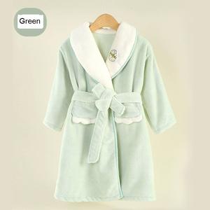 Peignoirs pour enfants automne et hiver vêtements à séchage rapide flanelle polaire chaud <span class=keywords><strong>robe</strong></span> <span class=keywords><strong>de</strong></span> <span class=keywords><strong>chambre</strong></span> enfants filles pyjamas à manches longues - Product Image 4