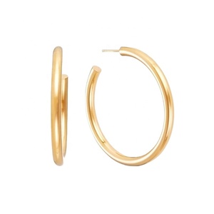 ต่างหูห่วงใหญ่สไตล์มินิมอลสีทองสำหรับผู้หญิง - Product Image 1