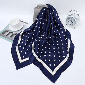 SYH1402 Bestseller Foulard Quadrato in Raso di Seta con Logo Personalizzato Stampato - Product Image 4