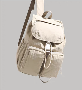 Sac à dos de luxe vintage antivol en nylon, style preppy, sport, étanche, pour voyage et école, avec fermeture à bouton et sangle - Product Image 4