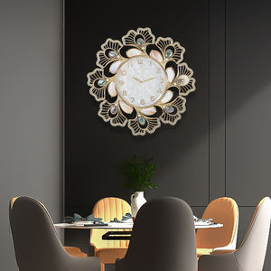 Horloge murale créative de luxe en verre émaillé avec coquillages, horloge suspendue personnalisée pour la décoration intérieure de la maison, vente en gros d'usine - Product Image 3