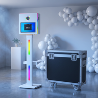 Photomaton Selfie Magic avec écran tactile de 15,6 pouces, imprimante et appareil photo, idéal pour les fêtes et les mariages.
