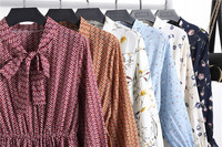 Casual manches Longues mince conception femmes robe en mousseline de soie imprimé floral bohème robes d'été en gros