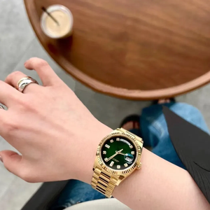 Montre de plongée de luxe personnalisée avec logo, 37 mm, cadran en cristal saphir, mouvement automatique mécanique 3235, résistance à l'eau 50 bars - Product Image 3