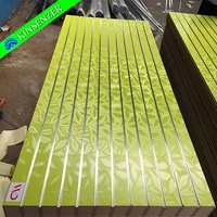Panneau en bois mdf fendu 18mm, panneau en bois mdf pour affichage 11 lignes, mur en lamelles, prix bon marché pour le marché étranger, vente en gros