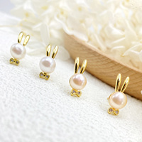 Boucles d'oreilles tendance en cuivre plaqué or 18 carats avec perles d'eau douce naturelles et nœud en CZ, motif lapin, bijoux fantaisie mignons, cadeau de Pâques
