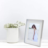 Cadre photo en métal 7x9 "avec tapis pour photo 5x7" pour affichage de photos de bureau à domicile