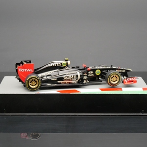 Coche de carreras de modelos fundidos a presión, 1 18, con 20 años de fábrica - Product Image 3