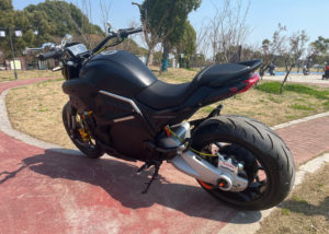 Motocicleta Eléctrica con Velocidad Máxima de 150 km/h y Autonomía de <span class=keywords><strong>300</strong></span> km, Motor de 8000W - Product Image 5
