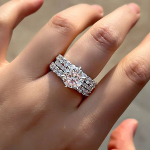 Set di tre anelli geometrici con zirconi, regalo per matrimonio, fidanzamento, gioielli quotidiani da sposa - Product Image 4