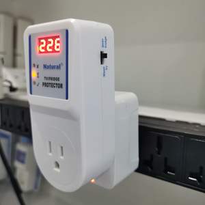 Protecteur naturel De Voltaje 110 ou 230 Protecteur de <span class=keywords><strong>tension</strong></span> pour réfrigérateur domestique - Product Image 4