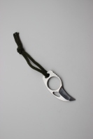 Couteau Karambit portable à anneau de doigt avec étui en cuir et cordon pour les tâches de coupe quotidiennes en extérieur