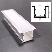 Profilé extrudé en PVC rigide ignifuge et écologique personnalisé pour boîtier de batterie et applications en supermarché