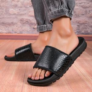 Happyslides 2024 นักออกแบบใหม่รองเท้าแตะสีดํา PU สไลด์ด้านบนรองเท้าผู้ชายรองเท้าแตะคุณภาพสูงสําหรับชาย - Product Image 4