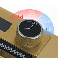 Ensemble de robinetterie de cuisine moderne et minimaliste en acier inoxydable avec évier intégré, affichage numérique Golden Shark et robinet extractible cascade pour le lavage
