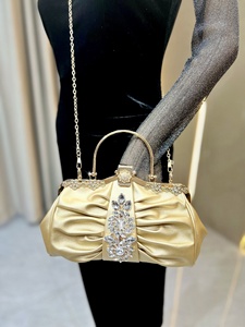 <span class=keywords><strong>Sac</strong></span> de soirée plissé <span class=keywords><strong>pour</strong></span> femme, pochette scintillante en cristal, <span class=keywords><strong>sac</strong></span> à <span class=keywords><strong>bandoulière</strong></span> plissé avec chaîne, pochette de mariage, <span class=keywords><strong>sac</strong></span> en cuir avec poignée en strass - Product Image 6