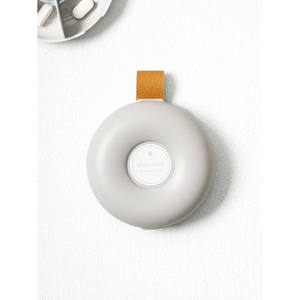 Caja de almacenamiento de pastillas de 6 segmentos con mango redondo Botella de pastillas conveniente para organizar medicamentos - Product Image 1