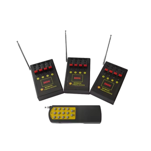 3 Queue 12 canaux + télécommande 150-300M Système de tir sans fil Nouvel An Fête de mariage Anniversaire Sparkler Cake Pétards Rocket Type - Product Image 1