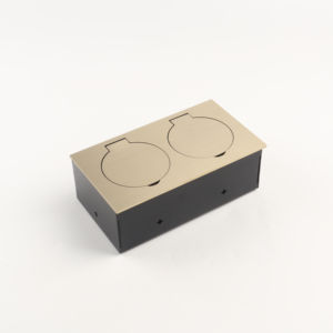 Boîtier de sol encastré chromé avec ports multimédia et USB pour salles de conférence - Product Image 4